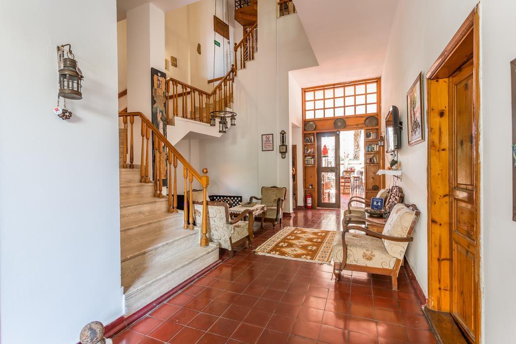 Mavi & Ani Pansiyon Antalya Buitenkant foto