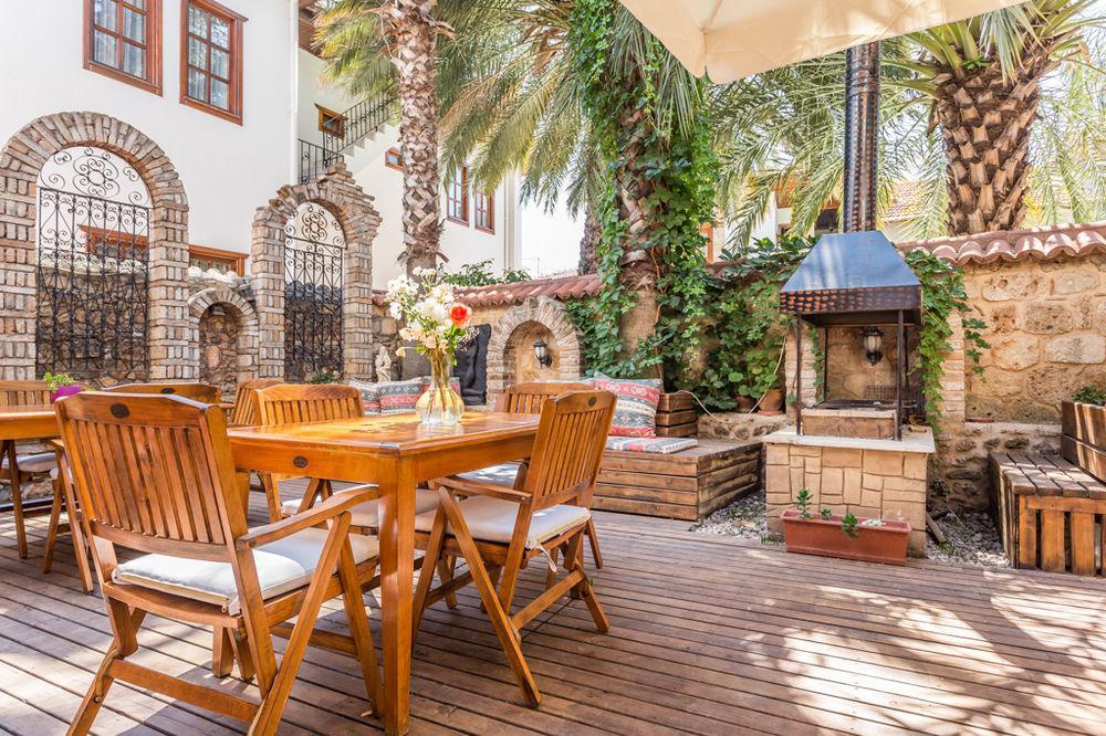 Mavi & Ani Pansiyon Antalya Buitenkant foto